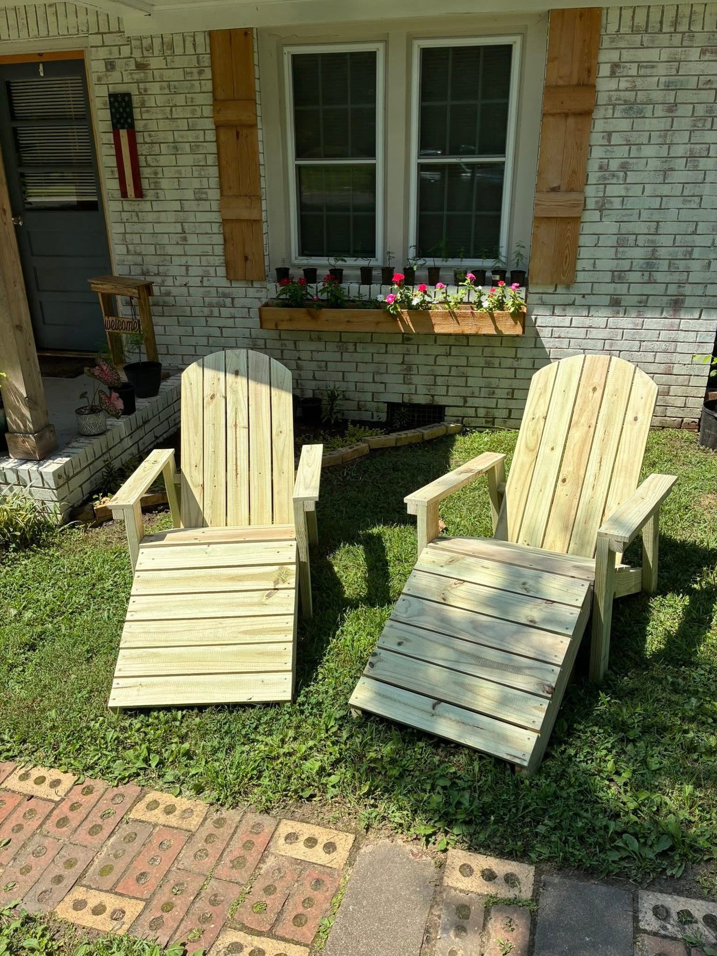 Adirondack chair and leg rest